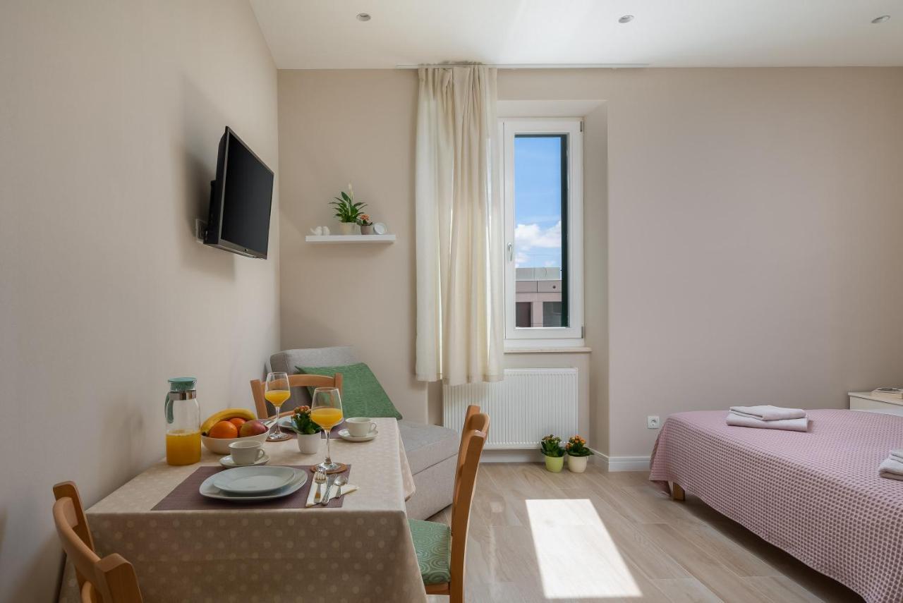 Apartment More Σπλιτ Εξωτερικό φωτογραφία